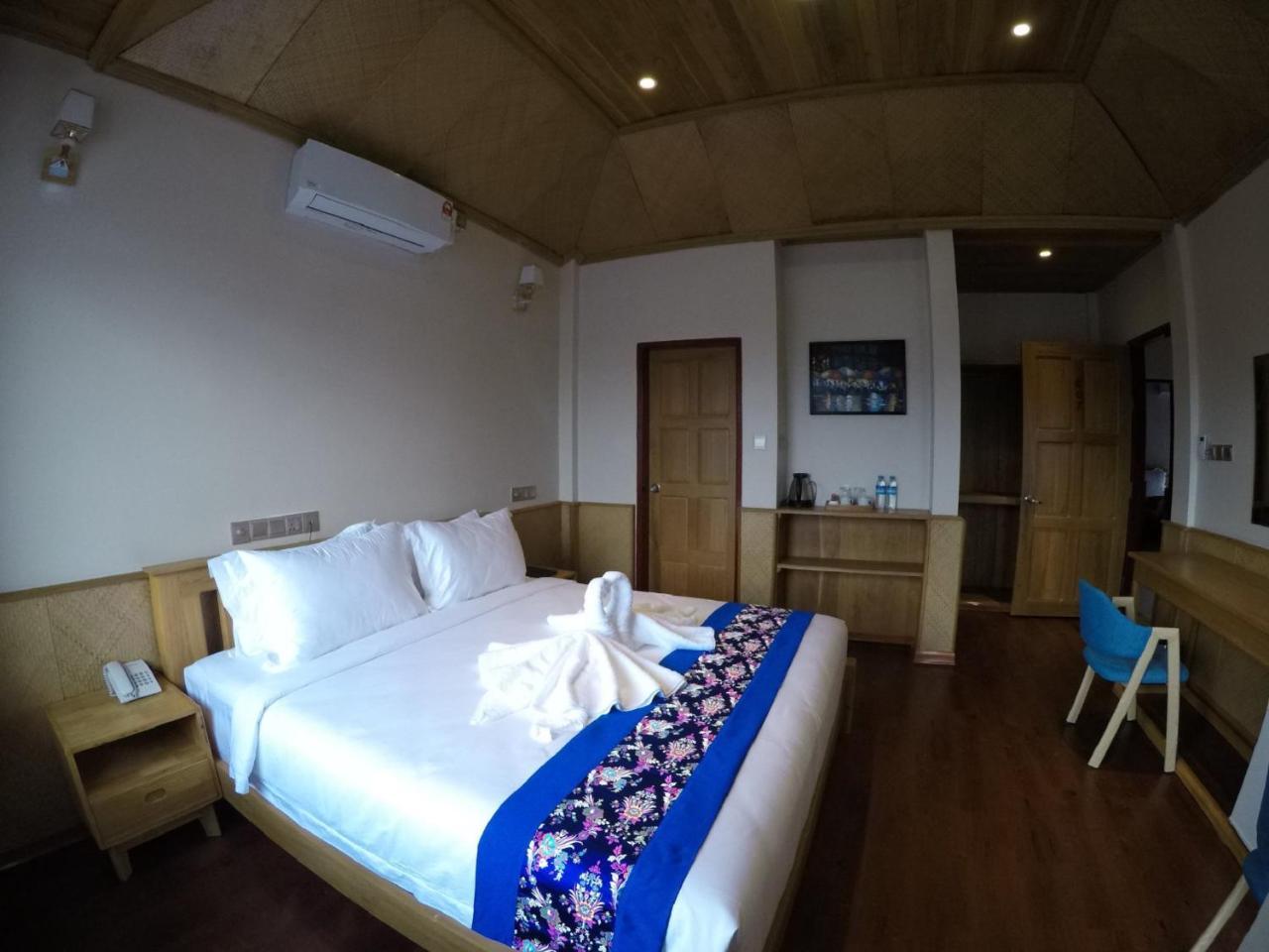 Silver Lake Hotel Nyaung Shwe Zewnętrze zdjęcie