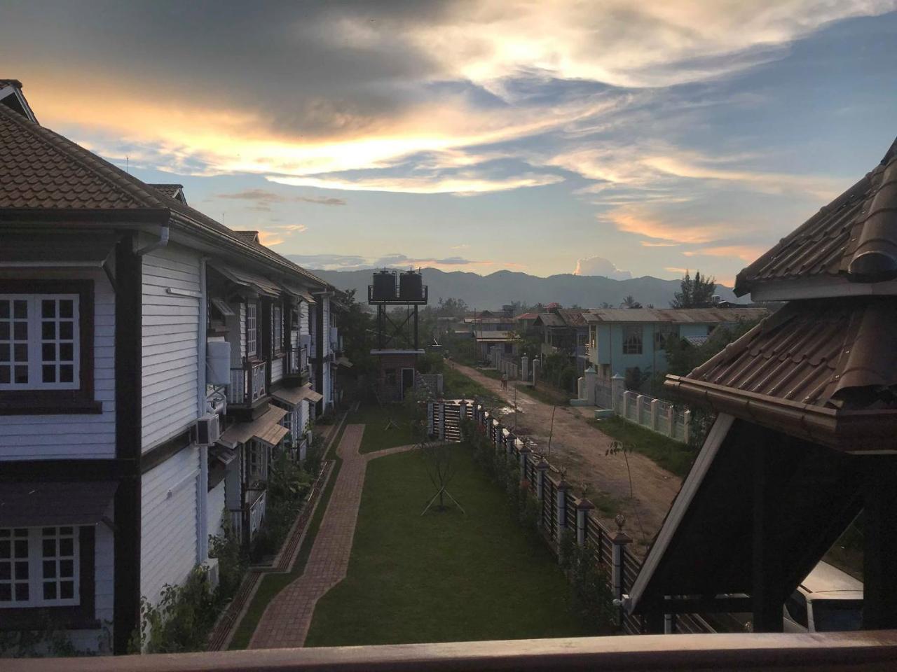 Silver Lake Hotel Nyaung Shwe Zewnętrze zdjęcie